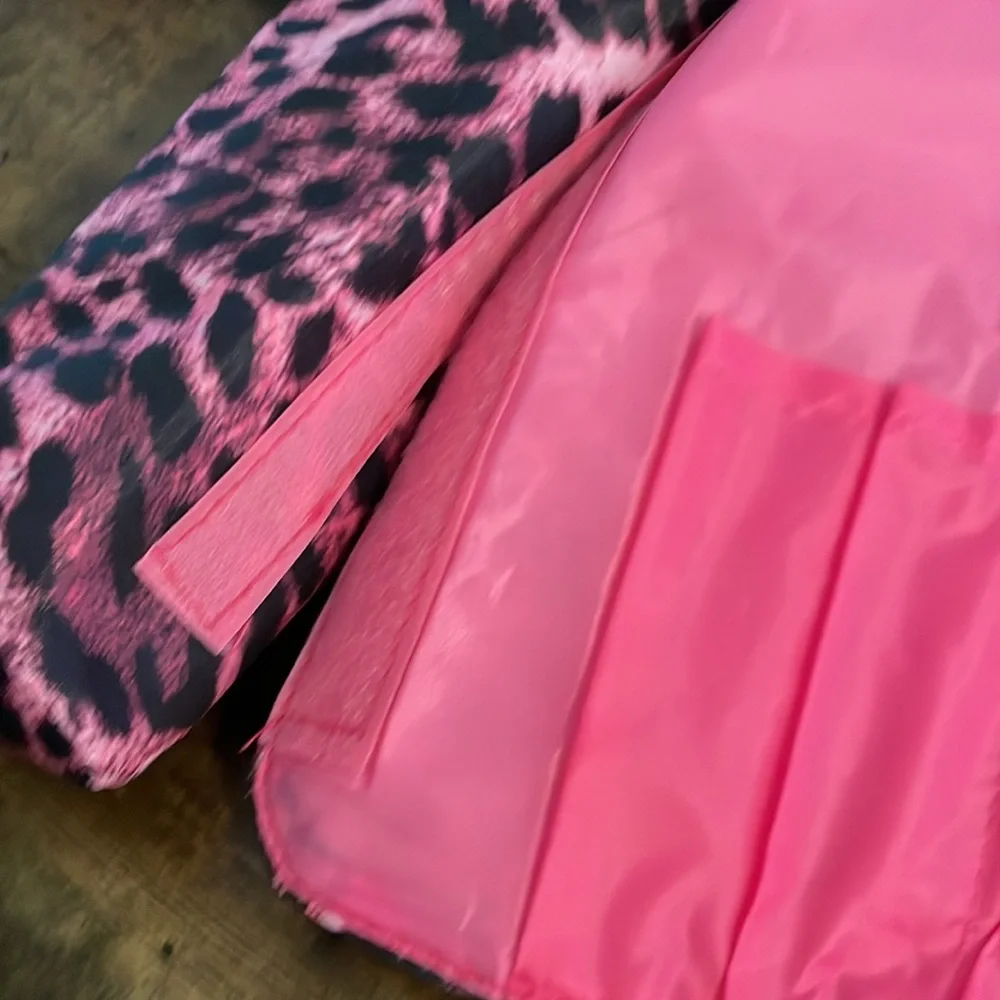 NEW Pink Zebra‎ Print Cosmetic Brush Holder and Bag!
